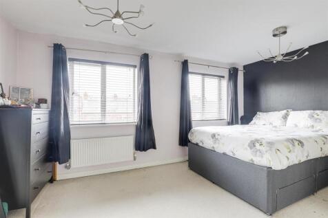 OtgT5_8X-EG6YiTgEIJPaA - Edited - Edited.jpg