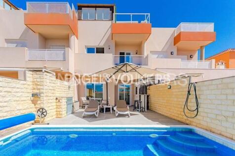 Property Image 35