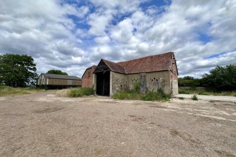 UPPER FARM TYTHE BARN.jpeg
