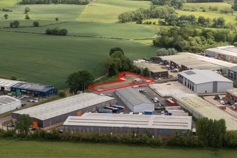 Aerial with yard outlined.jpg