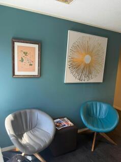 Breakout space  Waiting area.jpg