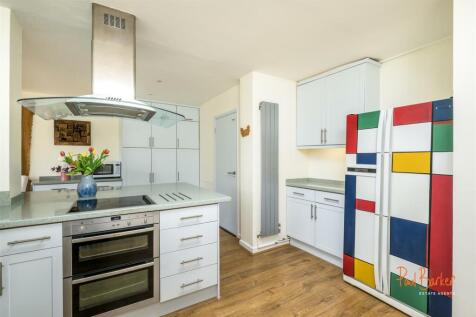 240424 - 47 Westfields, St Albans - 12 [WM].jpg