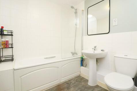 bathroom.JPG