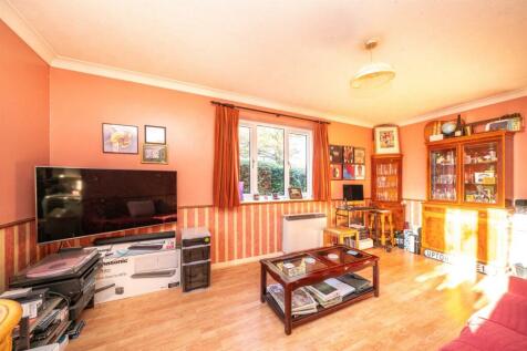 6-Ashbourne-Court-1006.jpg