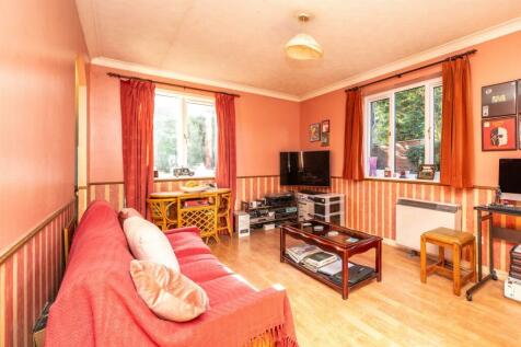 6-Ashbourne-Court-1004.jpg