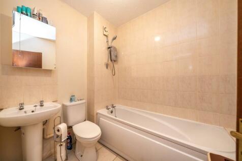 6-Ashbourne-Court-1003.jpg