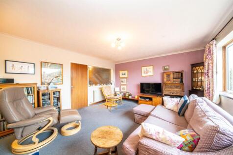 2A-Langley-Crescent-1025.jpg