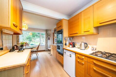 2A-Langley-Crescent-1012.jpg