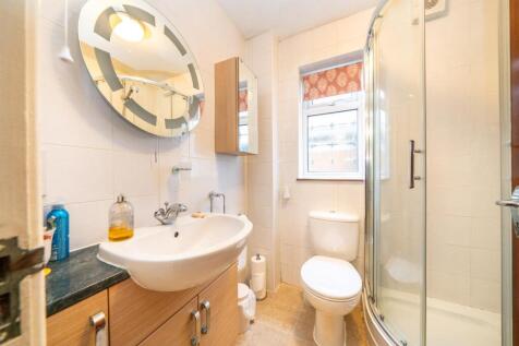 2A-Langley-Crescent-1021.jpg