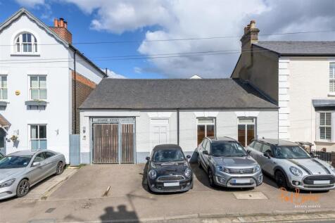 220401 - 6 Grange Street Mews - 26 [WM].jpg