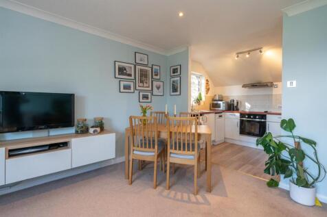 38-Brooklands-Court-9265.jpg