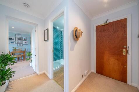 38-Brooklands-Court-9261.jpg