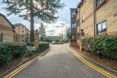 38-Brooklands-Court-9280.jpg