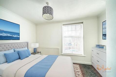AI - Bedroom - Standard - 1.jpg