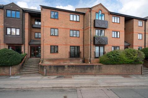 14-Chatsworth-Court-.jpg