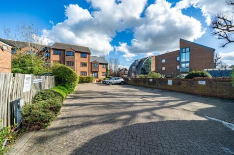 14-Chatsworth-Court-1611.jpg