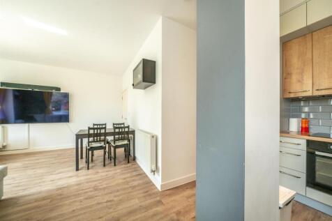 2-Radley-Court-1007.jpg