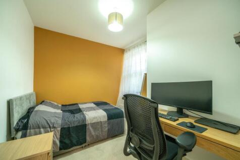 2-Radley-Court-1012.jpg