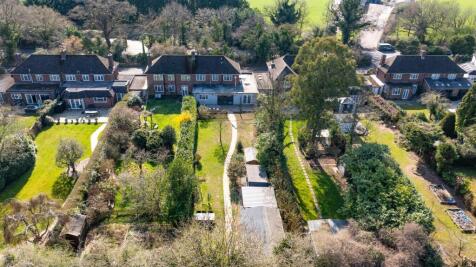 26-Oaklands-Lane-Drone-3.jpg