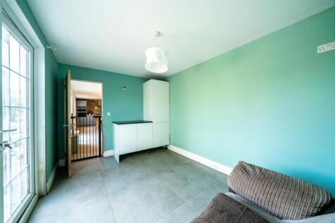 26-Oaklands-Lane-2013.jpg