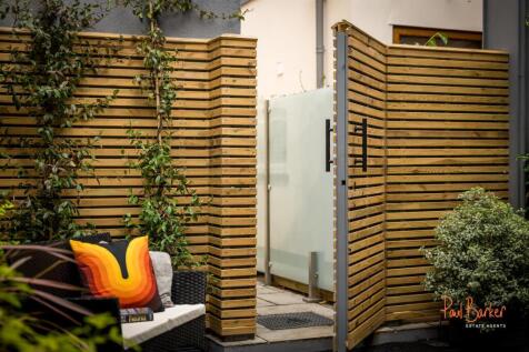 240906 - 8 Grange Street, St Albans - 16 [WM].jpg