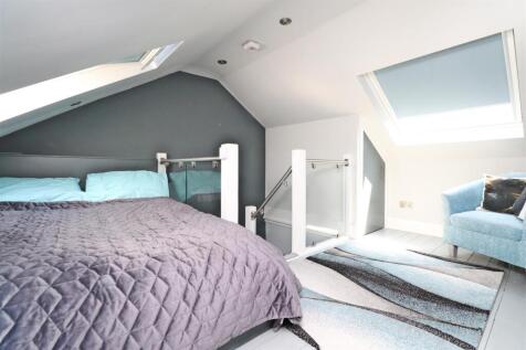 Bedroom 2,2.JPG