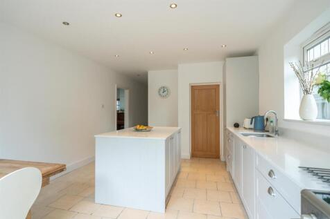 73-Woodland-Drive-7146.jpg