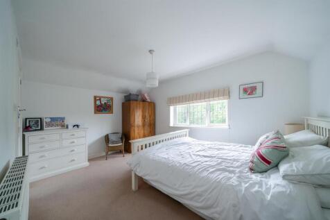 73-Woodland-Drive-5.jpg