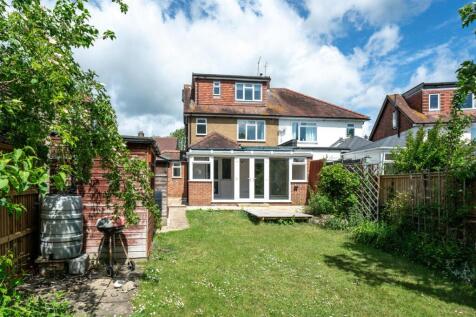 30-Pondfield-Crescent-1015.jpg