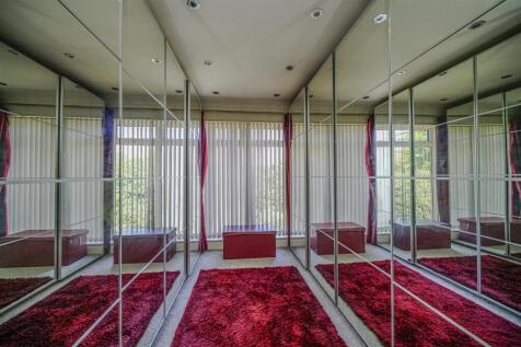 Dressing Area