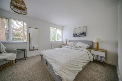 Bedroom8