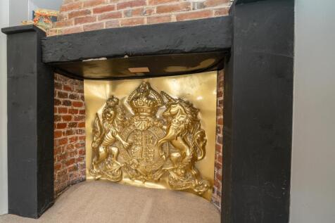 Feature Fireplace
