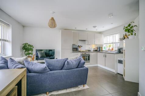 Lounge/Kitchen/Dining Room