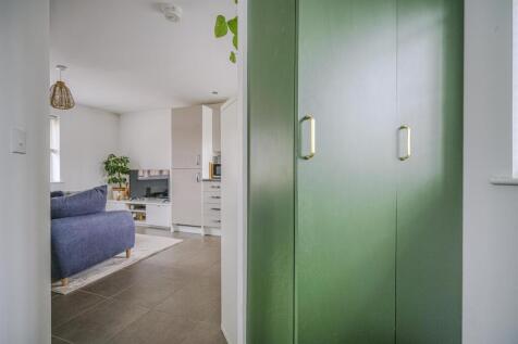 Lounge/Kitchen/Dining Room