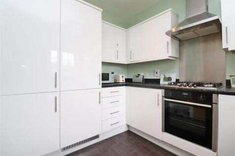 kitchen 2.JPG