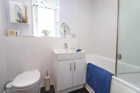 bathroom.JPG