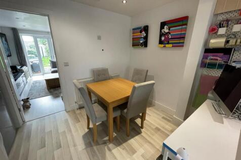 Dining Room.jpg