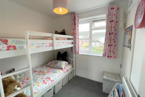 Bedroom Two n.jpg