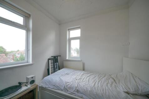 10-Tavistock-Avenue-1016.jpg