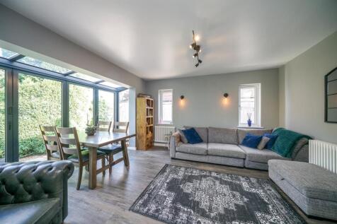 Kitchen/Lounge/Dining Room