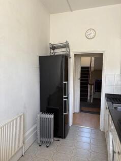 Kitchen 3.jpg