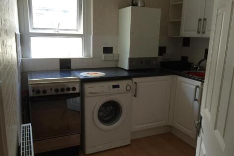 Kitchen 1.JPG