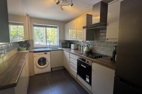 KITCHEN.jpg