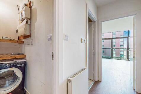 Hallway/Utility