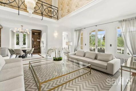 Modern reception room