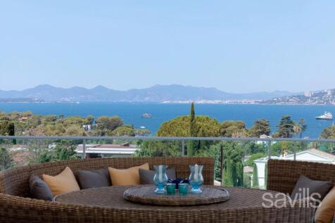 terrace with amazing sea views Cap d&#39;Antibes, Fren