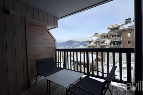 Balcony mountain view apartment Courchevel Moriond