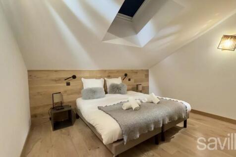 Penthouse bedroom Courchevel Moriond