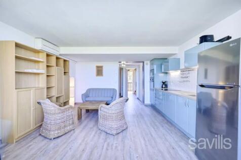Gassin apartment with parking and terrace 