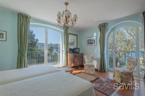 Bedroom with sea view 